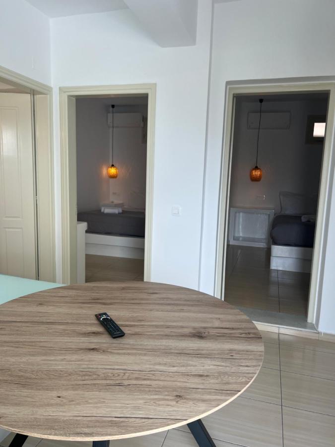 Blackrock Suites Karterados  Exterior foto