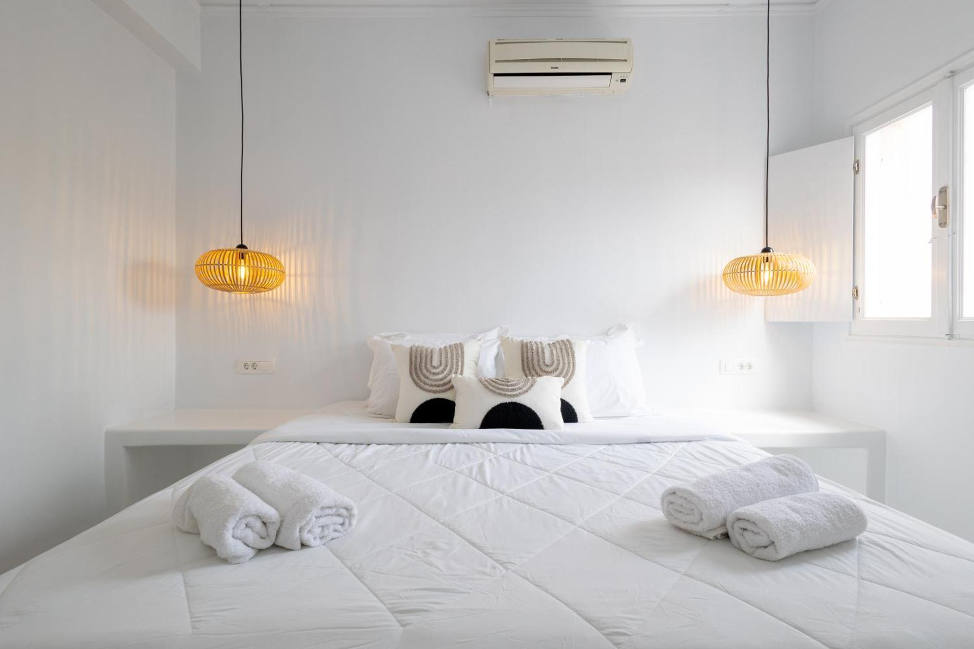 Blackrock Suites Karterados  Exterior foto